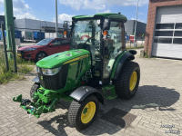 Obsttraktor John Deere 4066R