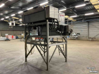 Absackmaschinen  2112 KE  Upmatic 12 baks weger Upmatic 12-head weigher, Upmatic 12-Kopf-Mehrkopfwaage