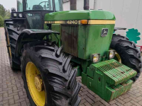 Schlepper / Traktor John Deere 4240 S