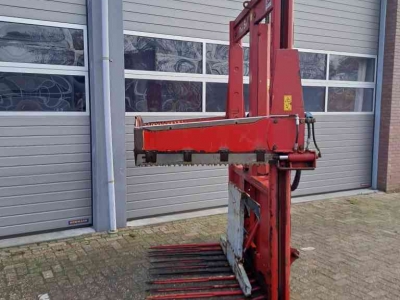 Siloblockschneider BVL megastart 1850 kuivoersnijder