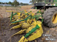 Feldhäcksler John Deere 6810