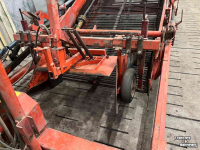 Zwiebelroder Amac F2 uienlader