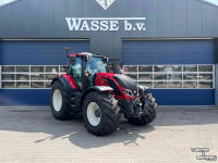 Schlepper / Traktor Valtra T215 Active