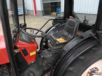 Obsttraktor New Holland 7086dtv