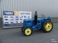 Schlepper / Traktor Lanz-Bulldog D2402