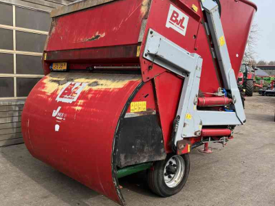 Futtermischwagen BVL BVL van Lengerich V-MIX 13-1LS zelfladende voermengwagen voermachines