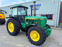 Schlepper / Traktor John Deere 4050 4WD