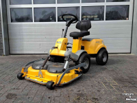 Aufsitzrasenmäher Stiga Park compact
