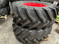 Räder, Reifen, Felgen & Distanzringe  Trellborg 540/65R28 op velg 8 gats