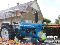 Schlepper / Traktor Ford 5600 met stuurbekrachtiging
