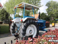 Schlepper / Traktor Ford 5600 met stuurbekrachtiging