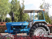 Schlepper / Traktor Ford 5600 met stuurbekrachtiging