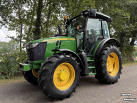 Schlepper / Traktor John Deere 5090R