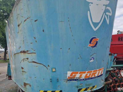 Futtermischwagen Vertikal Storti Dunker TW 210     12969