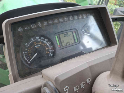 Schlepper / Traktor John Deere 6230