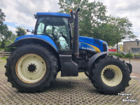 Schlepper / Traktor New Holland T 8020