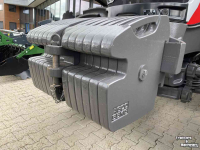 Frontgewichte Massey Ferguson 12 x 55 kg frontgewicht + 1x 60 kg trekgewicht (720 kg totaal)