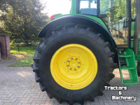 Schlepper / Traktor John Deere 6820