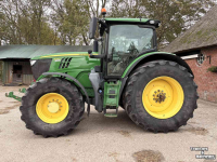 Schlepper / Traktor John Deere 6215R