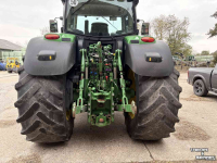 Schlepper / Traktor John Deere 6215R