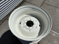 Räder, Reifen, Felgen & Distanzringe  DW20 x 28 Velgen
