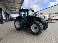 Schlepper / Traktor Valtra G135 Versu Smart touch