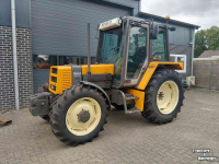 Schlepper / Traktor Renault 80-14