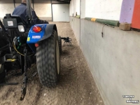 Kehrmaschine Vecon Manege kantborstel