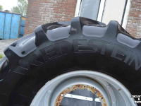 Räder, Reifen, Felgen & Distanzringe Vredestein 600/65r28