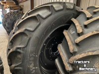 Räder, Reifen, Felgen & Distanzringe Mitas 650/65R42 Mitas SST Zwarte Achterwielen set Valtra