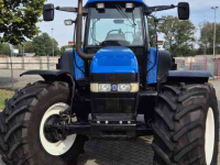 Schlepper / Traktor New Holland TM155 PC 40Kmh. met kruip en Airco