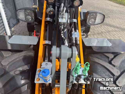 Radlader Giant G2700 X-tra HD+