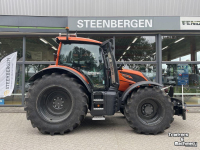 Schlepper / Traktor Valtra N175D