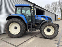 Schlepper / Traktor New Holland TVT135
