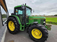 Schlepper / Traktor John Deere 6400