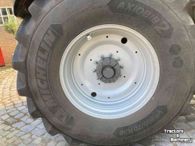 Schlepper / Traktor Massey Ferguson 8S-225 Dyna VT