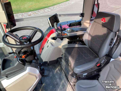 Schlepper / Traktor Massey Ferguson 8S-225 Dyna VT