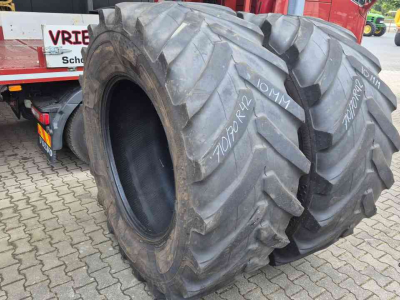 Räder, Reifen, Felgen & Distanzringe Alliance 710/70R42 AgriStar II 10mm