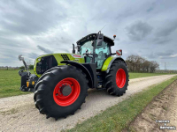 Schlepper / Traktor Claas Arion 660 CMATIC CEBIS