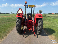 Schlepper / Traktor International 624