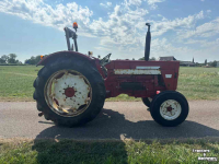 Schlepper / Traktor International 624