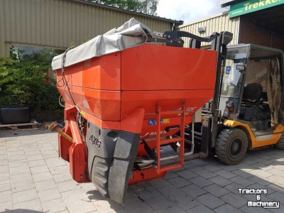 Düngerstreuer Rauch Axcis  50.1 W