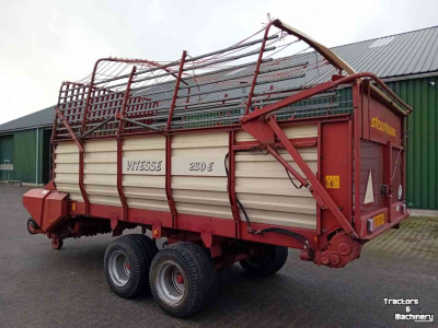 Lade- und Dosierwagen Strautmann Vitesse 230E opraapwagen, ladewagen, weidebouwmachines